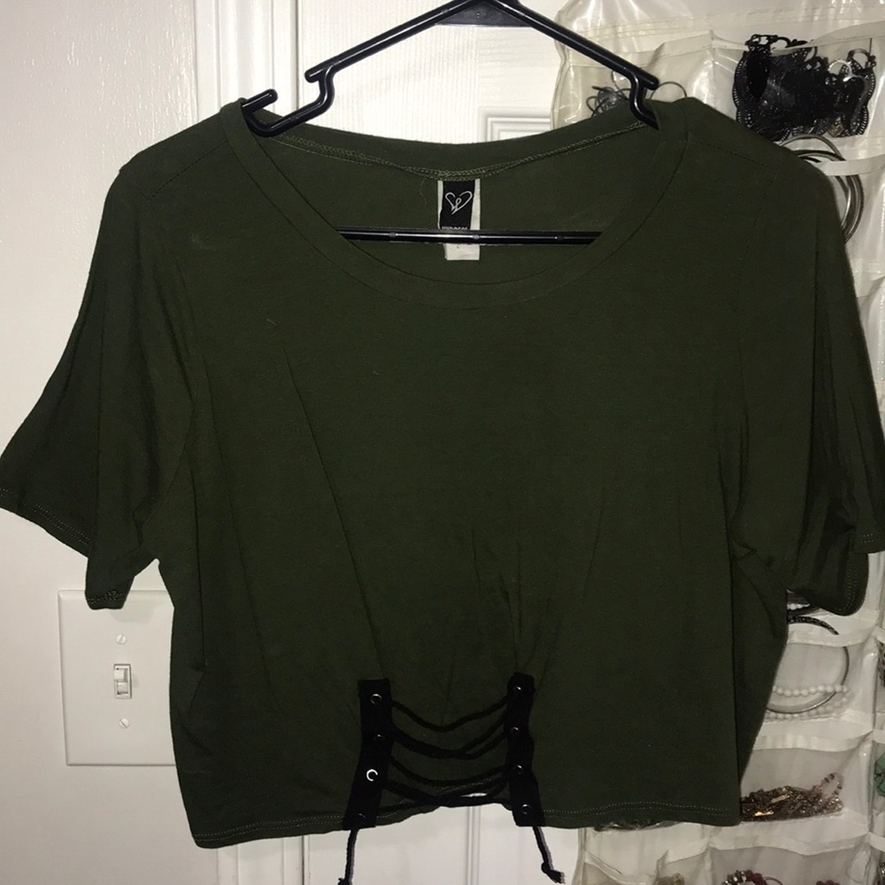 ARMY GREEN CROPPED SHIRT